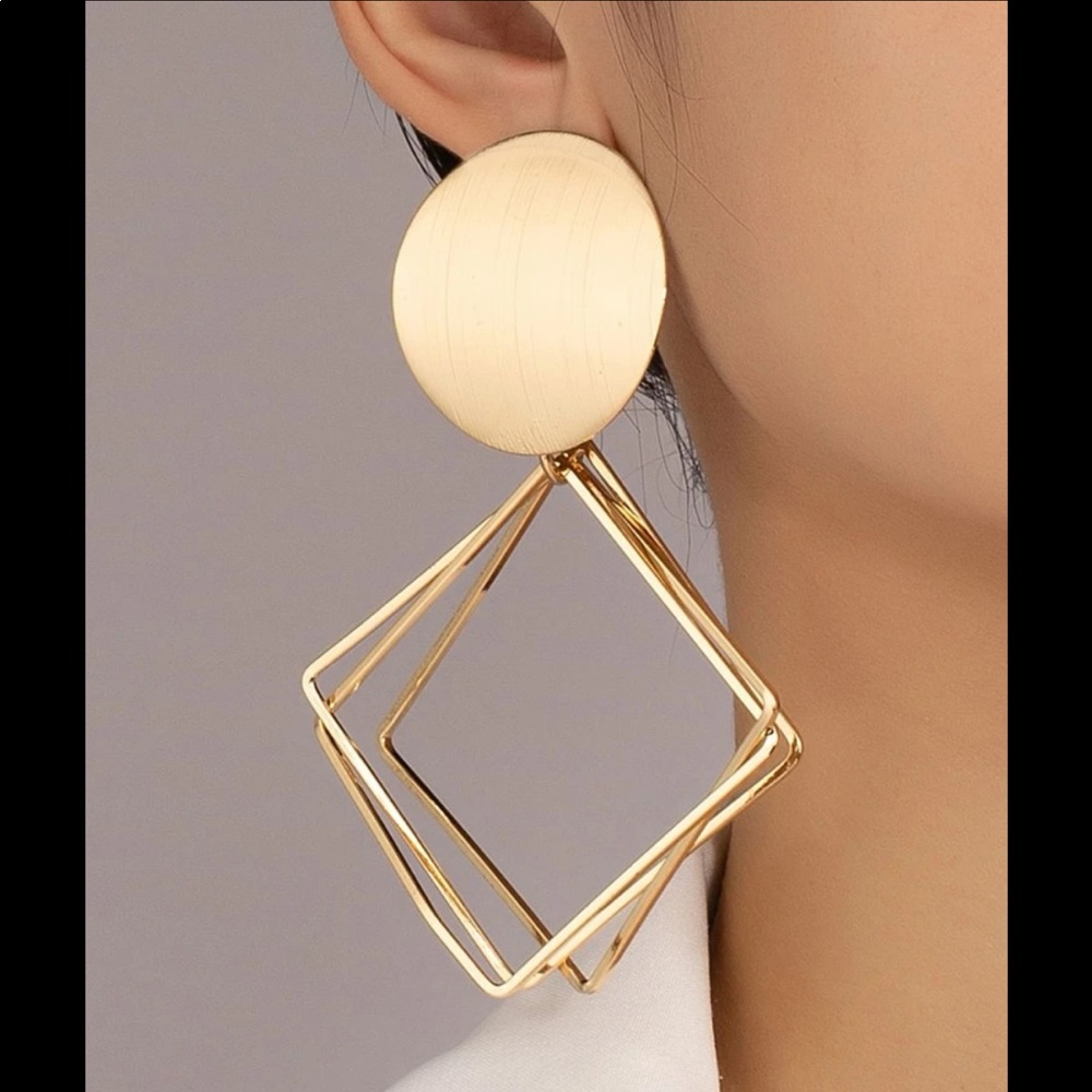 NWOT Geometric Drop Earrings